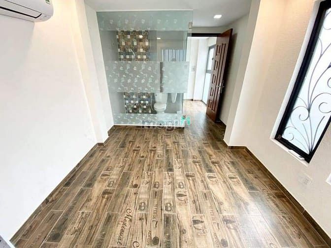 Hình ảnh Cho thuê nhà Mặt Tiền 42C Bắc Hải phường 6 Tân Bình