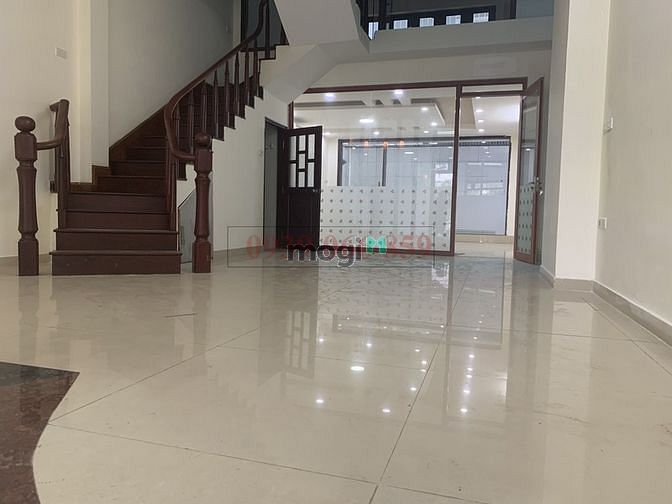 Hình ảnh Cho Thuê Văn Phòng Nguyễn Quý Đức 300m2 An Phú Quận 2