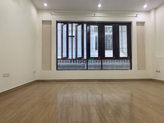 Hình ảnh Cho Thuê Văn Phòng Nguyễn Quý Đức 300m2 An Phú Quận 2