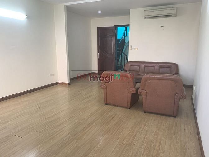 Hình ảnh Cho Thuê Văn Phòng Nguyễn Quý Đức 300m2 An Phú Quận 2