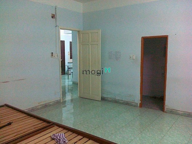 Hình ảnh Q3,Cc Đường Sắt, đủ nội thất, tìm người ở gép: 900k/th