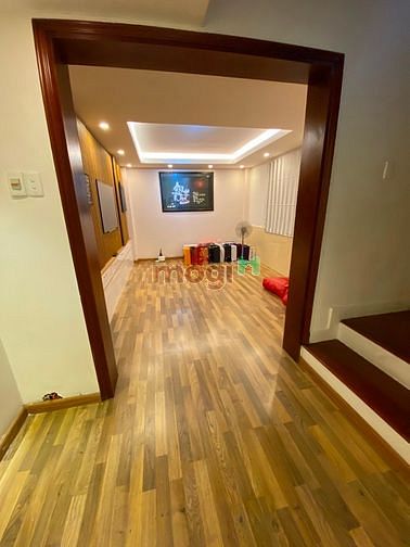 Hình ảnh Cho thuê nguyên căn 108/2 Cộng Hòa, Phường 4, Tân Bình.