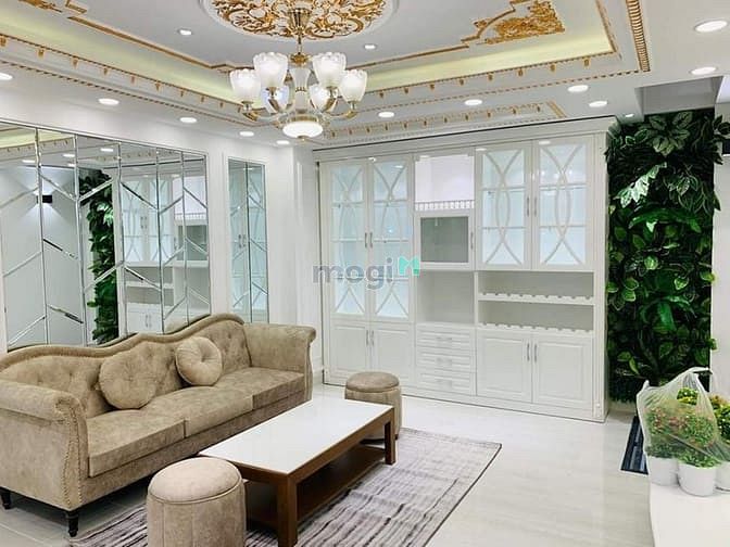 Hình ảnh Bán gấp biệt thự đường Bàu Cát DT 6x14m P14. Q Tân Bình. có thang máy