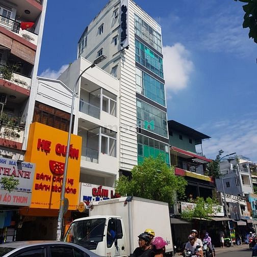 Hình ảnh Cho thuê nhà 125m, 2 lầu tại Tôn Đức Thắng,q1