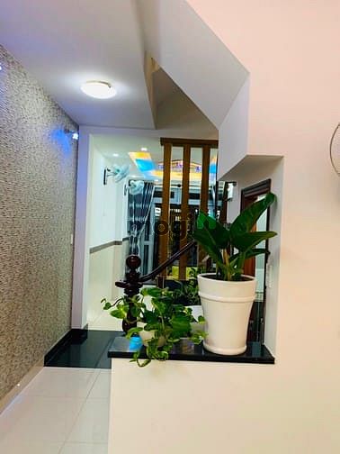 Hình ảnh Bán gấp nhà Đất Thánh Tân Bình 42m2, 3 tầng, 4 tỷ 350. Vuông vức.