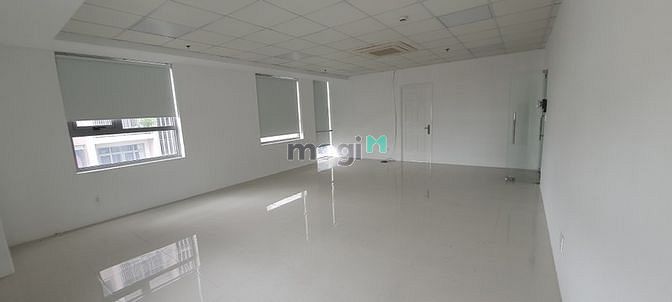 Hình ảnh Cần cho thuê văn phòng Luxcity , vừa mới hoàn thiện nhiều diện tích.