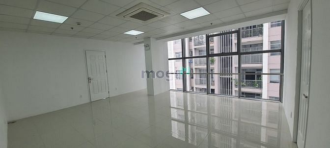 Hình ảnh LUXCITY-quận 7 văn phòng mới hoàn thiện , giá cho thuê chỉ từ 6tr