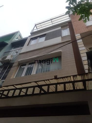 Hình ảnh Cho thuê nhà nguyên căn 1025/10 CMT8 ,phường  7 Tân bình.