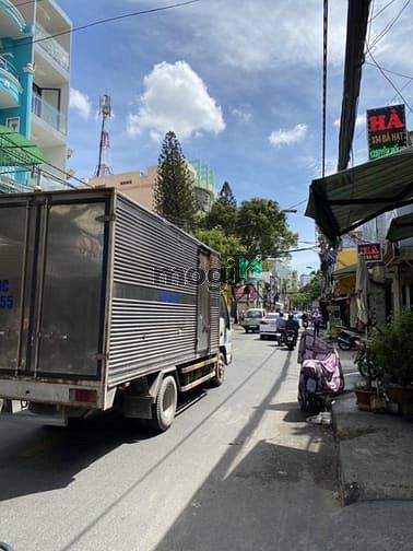 Hình ảnh Cho thuê nhà mặt tiền , nguyên căn shophouse, 5 tầng ,có thang máy