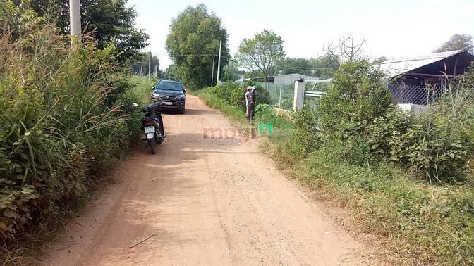 Hình ảnh Bán gấp MT Phan Văn Đáng,Phú Hữu,Nhơn Trạch,sát Cát Lái 900tr/1000m