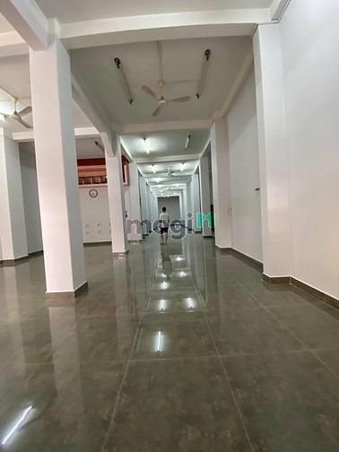 Hình ảnh Cho thuê nhà ĐẸP VỊ TRÍ KINH DOANH đường Cách Mạng Tháng 8,