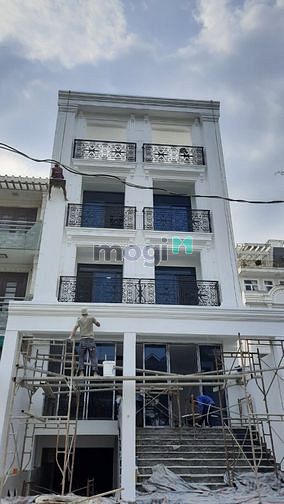 Hình ảnh Cho thuê tòa văn phòng Hầm 4 Lầu - Vị trí đẹp - Giá 15$/m2