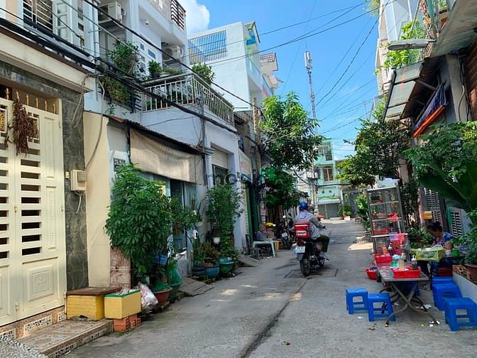 Hình ảnh Nhà 3,5 tấm hẻm thông 6m đường Lê Văn Quới 3,7mx13m