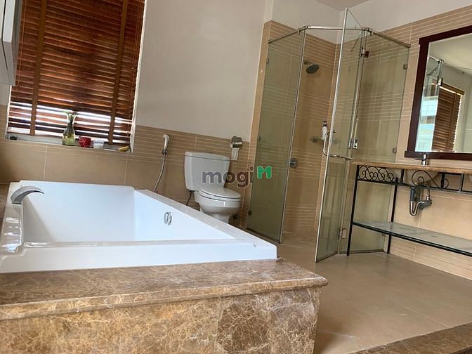 Hình ảnh Cho Thuê Biệt Thự 2 Mặt Tiền 400m2 Đường 34_Bình An_Quận 2