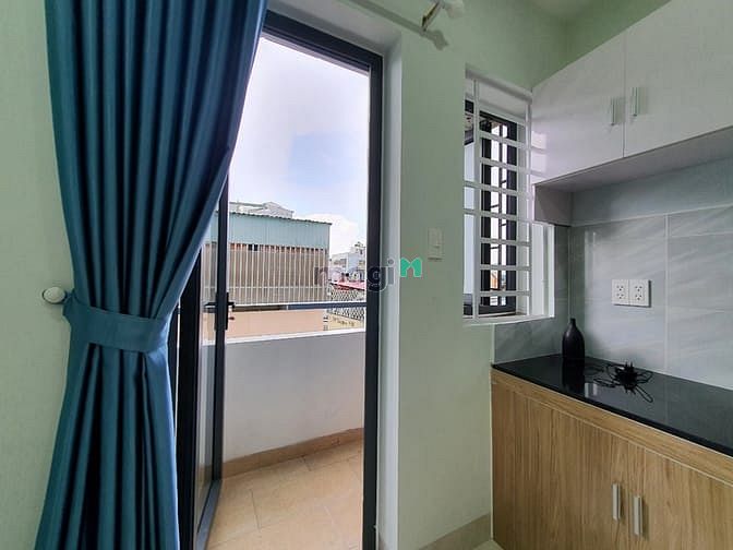 Hình ảnh View Ban Công Cực Đẹp - CĂN HỘ BÌNH GIÃ - Cạnh Kề Etown Tân Bình