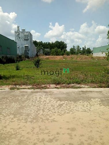 Hình ảnh Cần bán nhanh hết 4 lô đất sổ riêng 840m2. Giá bán 950 triệu bao sổ