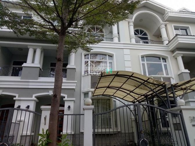 Hình ảnh Cho thuê biệt thự cao cấp PMH, Q7 full nội thất nhà đẹp lung linh