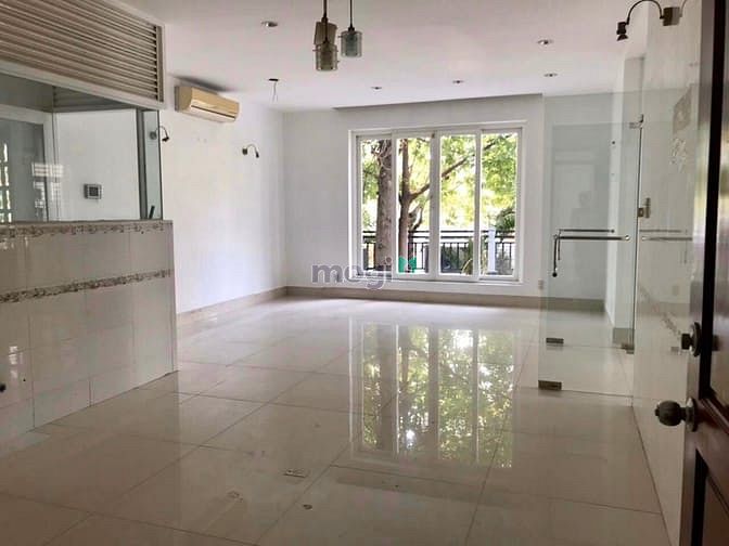 Hình ảnh Cho Thuê Nhà 86/10 Biệt Thự Phổ Quang, P2, Tân Bình