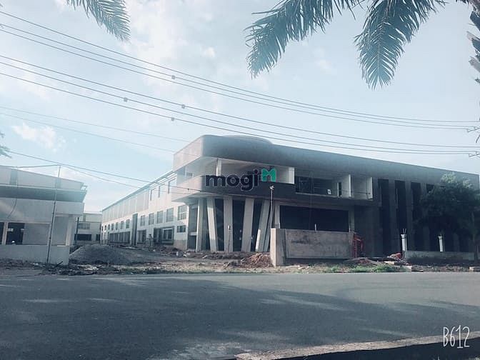 Hình ảnh Mới mở quán CF cá KOI, dịch KD ko thuận lợi bán gấp nền đất 156m2