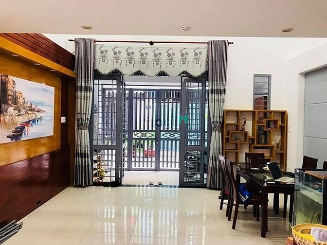 Hình ảnh Cho thuê nguyên căn 368/2 Út Tịch, Phường 4, Tân Bình.