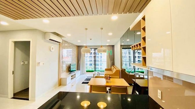 Hình ảnh Bán chung cư The Gold View Q4 2PN, 2WC, 80m2, view hồ bơi, NTDD