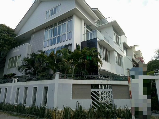 Hình ảnh Cho thuê biệt thự Mỹ Giang, PMH, Quận 7 có 3PN 3WC full nội thất mới.