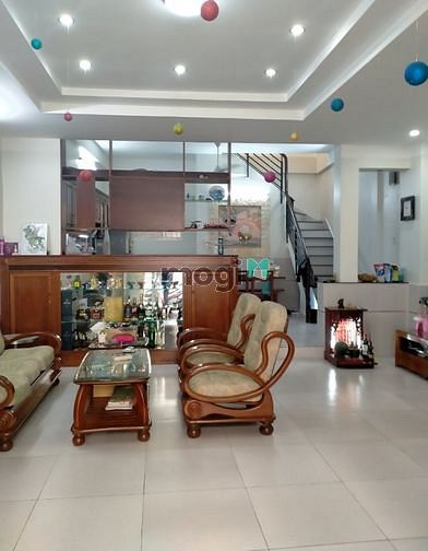 Hình ảnh Cho thuê nhà 351B Lê Đại Hành p13 Quận 11