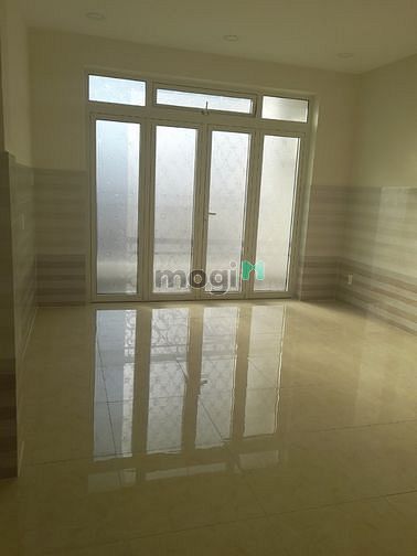Hình ảnh Cho thuê nhà hẽm xe hơi 35a Lê Bình phường 4 Tân Bình