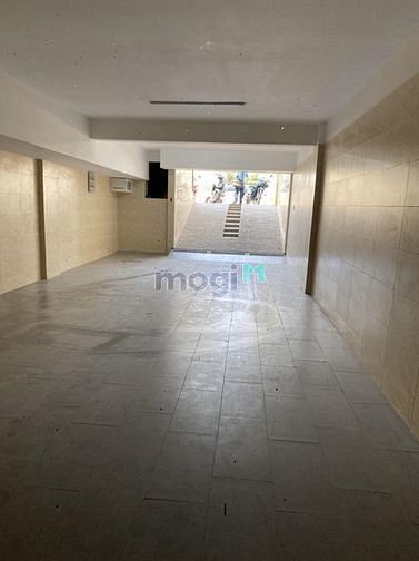 Hình ảnh Cho thuê tòa Văn Phòng P. An Phú - Hầm 4 lầu, sàn trống