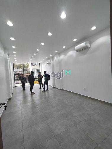 Hình ảnh Cho thuê nhà MT 30a Phạm Văn Hai quận Tân Bình