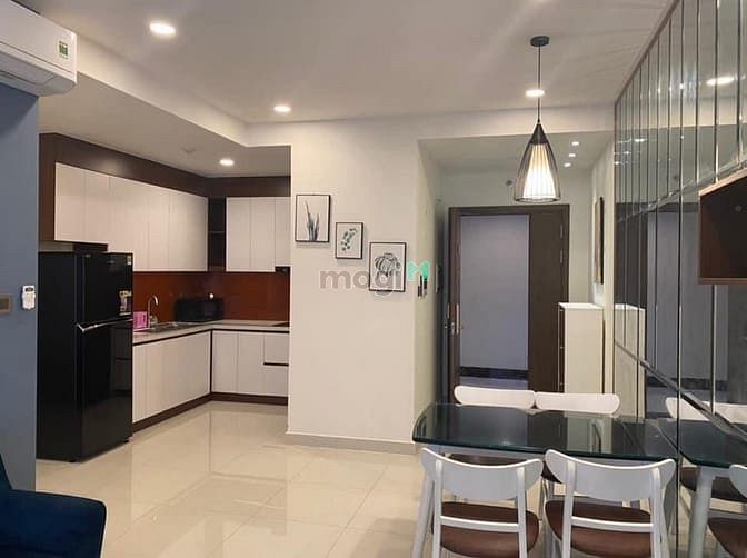 Hình ảnh Cho thuê căn 2PN, full nội thất xịn Saigon Royal Quận 4