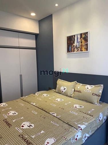 Hình ảnh Cho thuê căn 2PN, full nội thất xịn Saigon Royal Quận 4