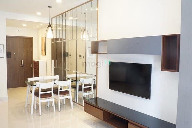 Hình ảnh Cho thuê căn 2PN, full nội thất xịn Saigon Royal Quận 4