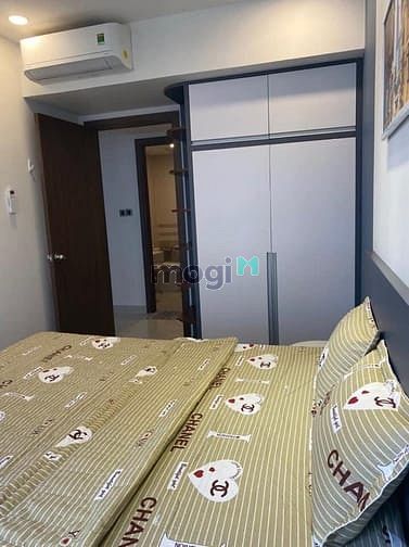Hình ảnh Cho thuê căn 2PN, full nội thất xịn Saigon Royal Quận 4