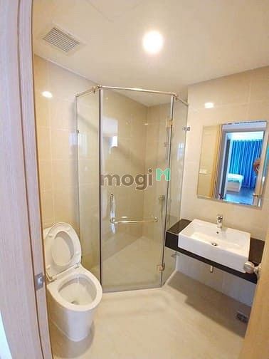 Hình ảnh Cho thuê nguyên căn 43/2 Út Tịch, Phường 4, Tân Bình.