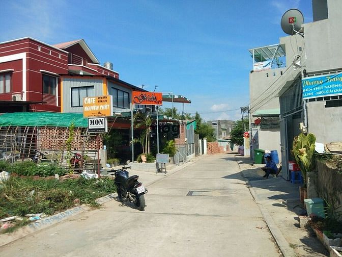 Hình ảnh Bán đất mặt tiền hẻm 14 làng tăng phú , Quận 9 ( hướng đông bắc )