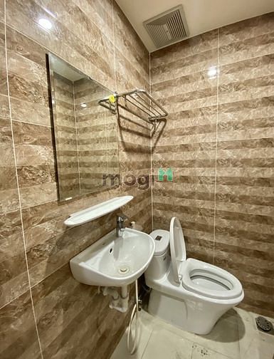 Hình ảnh Cho thuê nhà Mặt Tiền 92B Thành Thái p14 quận 10