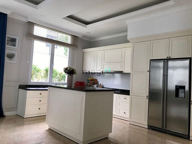 Hình ảnh Cho thuê villa Lê Văn Miến - Sân vườn, hồ bơi -DT 850m2