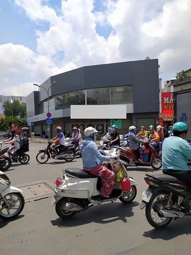 Hình ảnh Cho thuê nhà mặt tiền đường Cộng Hoà