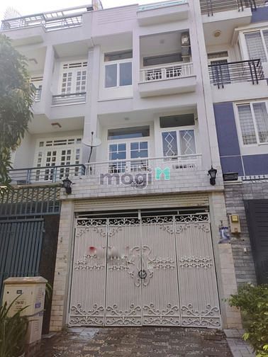 Hình ảnh Cho thuê nhà hẻm đường Bùi Tá Hán - Quận 2