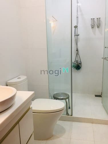 Hình ảnh Cho thuê Nhà 662A Sư Vạn Hạnh phường 12 Quận 10