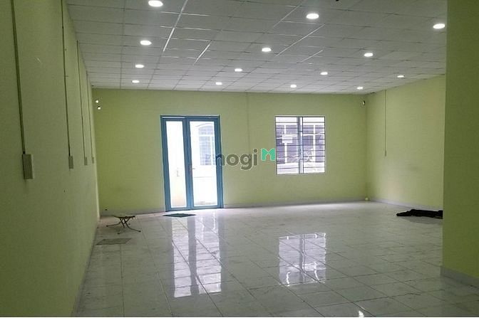 Hình ảnh cho thuê nhà đường Phùng Văn Cung 4x13m nở hậu
