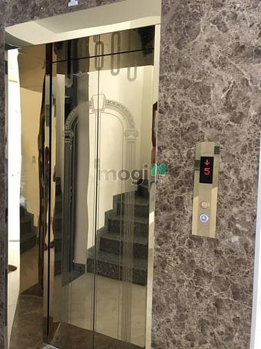 Hình ảnh Cho thuê tòa văn phòng p. An Phú - Hầm 4 lầu, sàn trống, có thang máy