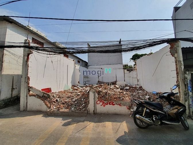 Hình ảnh Tôi cần bán lô đất trống MT đường 61 Thảo Điền, Giá: 8,9 tỷ