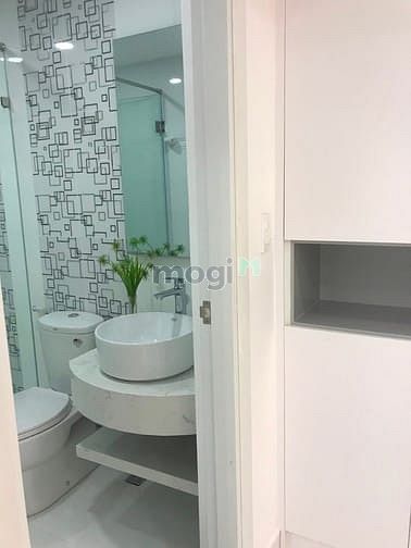Hình ảnh Cho thuê Căn Hộ Scenic Valley, Phú mỹ hưng, 82m2 2PN 2WC căn góc mới.