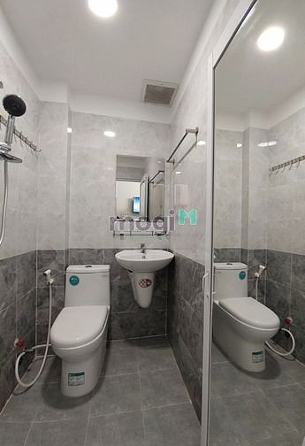 Hình ảnh BÓC TEM Siêu Phẩm Mới Xây - LÊ VĂN SỸ , Ngay ĐH SƯ PHẠM Q3