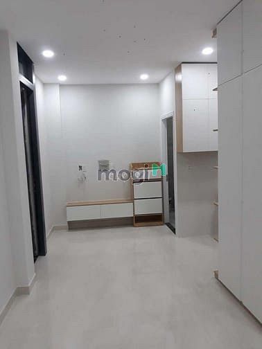 Hình ảnh Cho thuê nhà Bạch Đằng, TB, 7x10m, 1 trệt.
