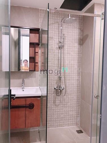 Hình ảnh Cho thuê nhà Tân Canh. p1, tb, 7x24m, 1 trệt 2 lầu.