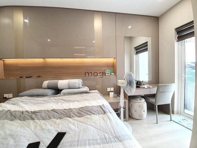 Hình ảnh Cho thuê Trang Chủ MB66.COM / Đăng Ký Tặng 66K Saigon South Residence, 3 Phòng Ngủ Free Phí Quản lý