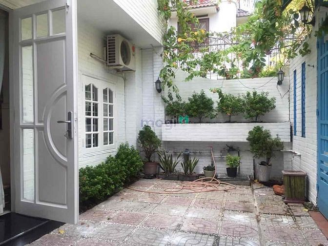 Hình ảnh Cho thuê Villa sân vườn Thảo Điền - Trệt 1 lầu - TK cổ điển